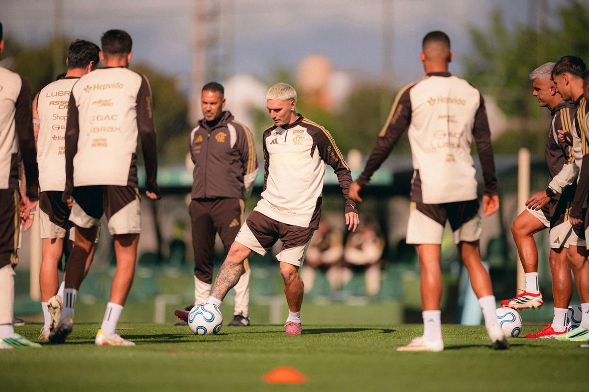 Flamengo visita Estudiantes na Argentina pelo jogo de ida da semifinal da Libertadores