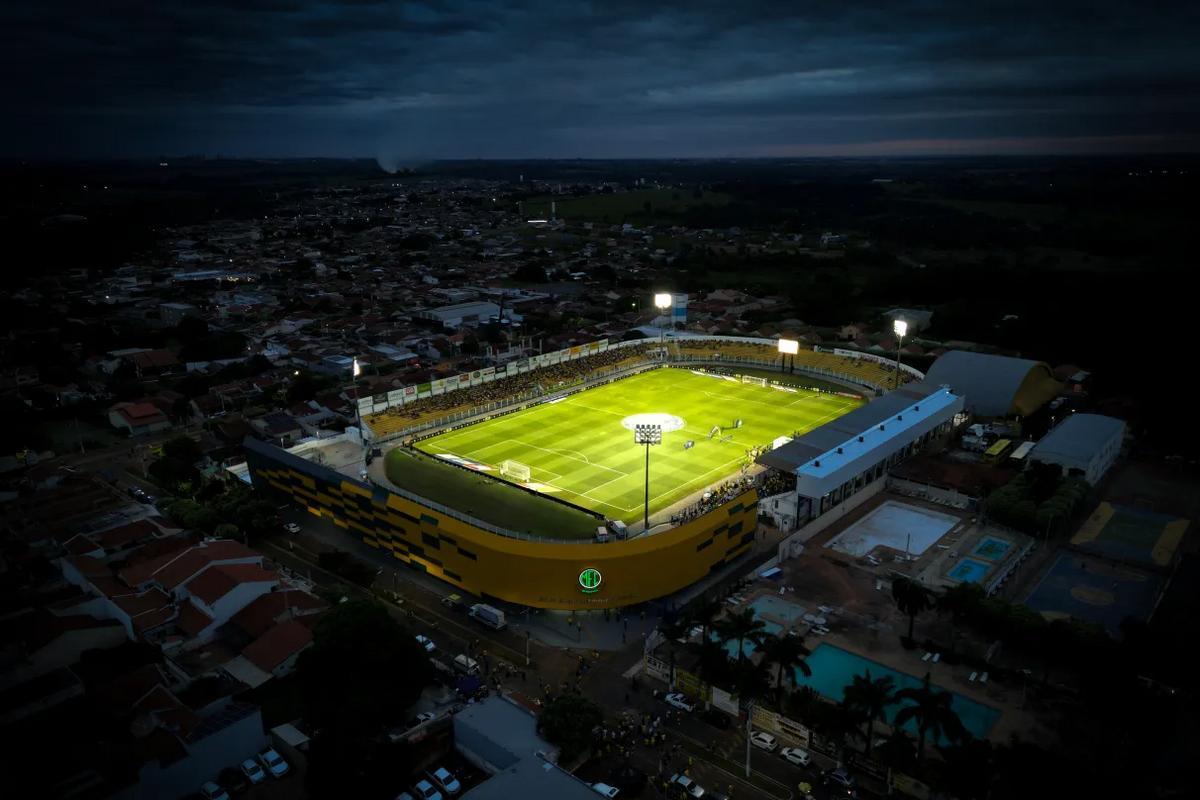 Mirassol e Internacional agitam rodada do Brasileirão com transmissão ao vivo nesta sexta feira